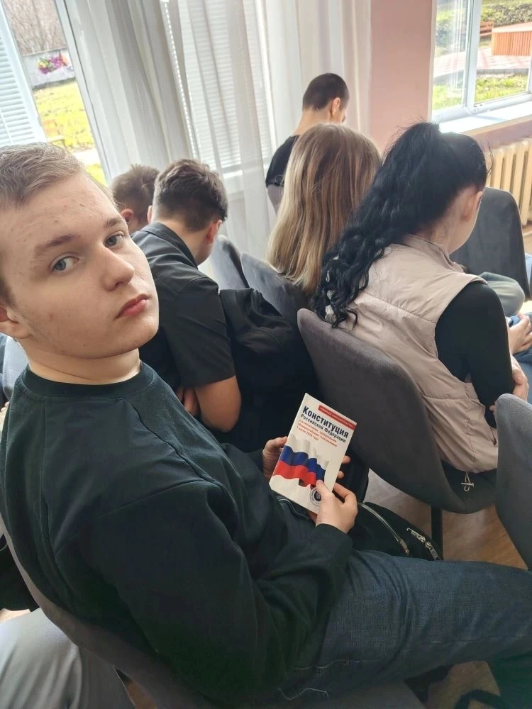 🇷🇺 Правовая культура государства связана с правовой культурой граждан. Каждый человек должен знать с