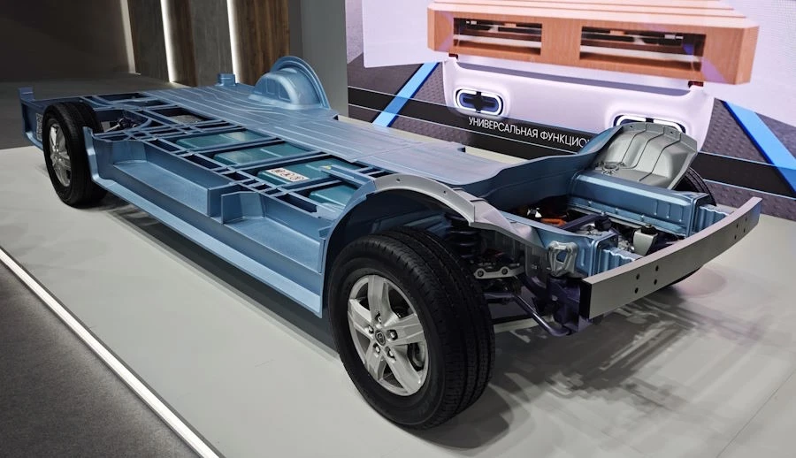 Горьковский автозавод (ГАЗ) представил новую автомобильную платформу, разработанную соб...