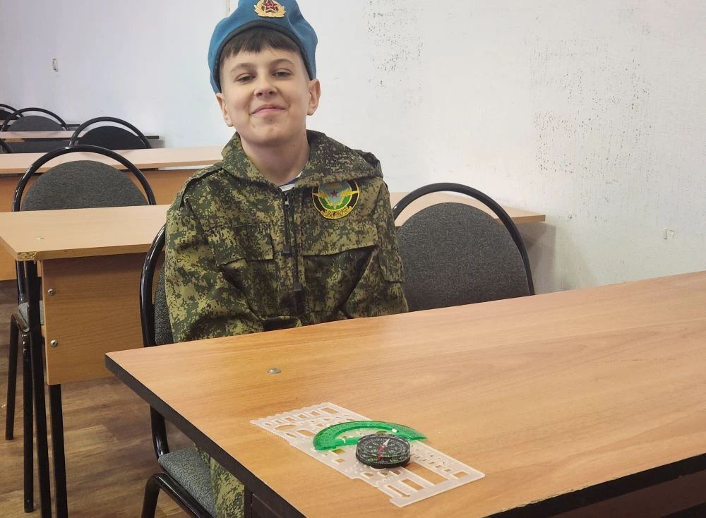 Полным ходом идет муниципальный этап военно-патриотической игры «Зарница 2.0».  Вчера свои силы и вы