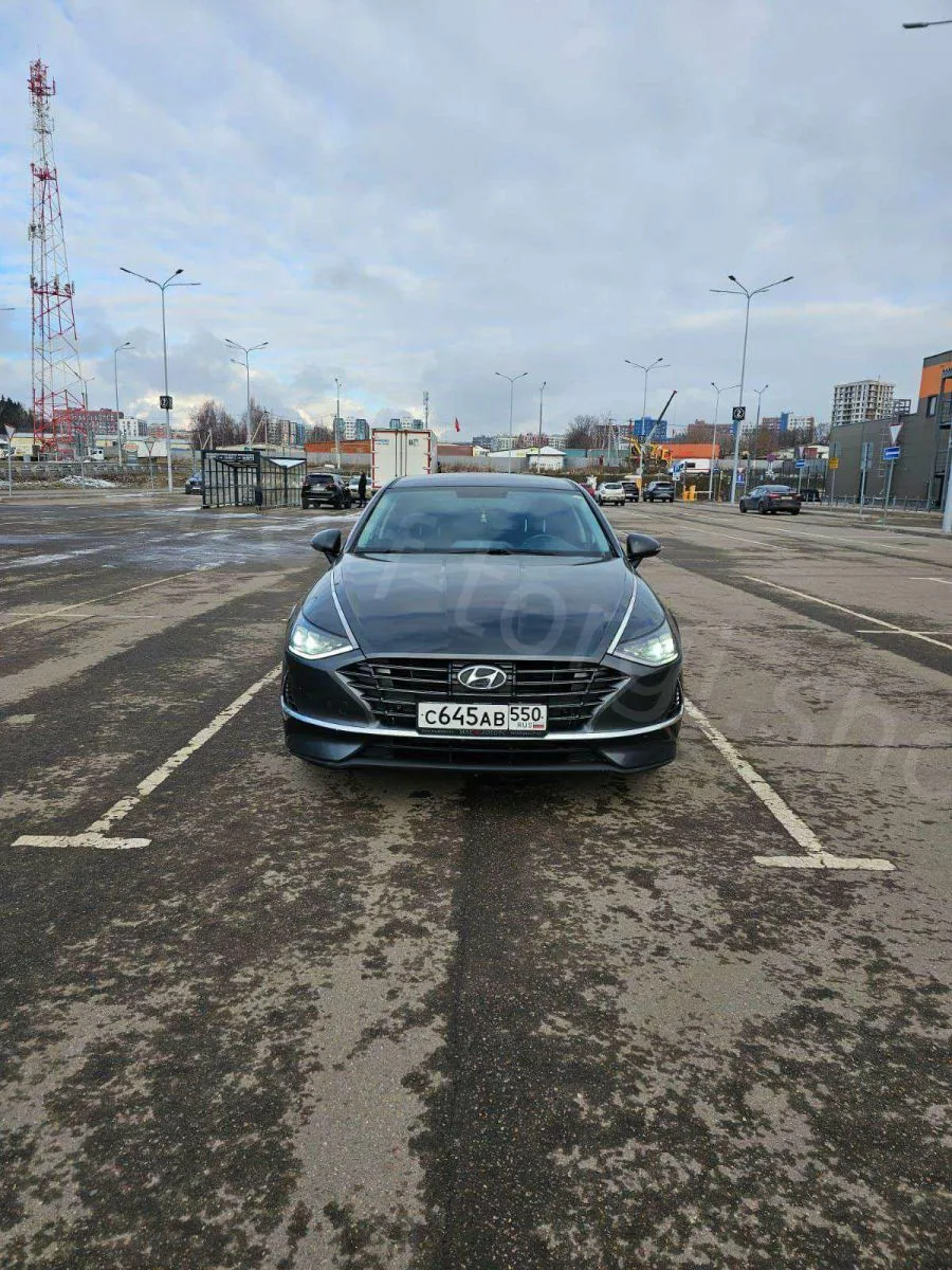 Предлагается Hyundai Sonata 2023 года выпуска в Москве, районе Коммунарка, по адресу Яс...
