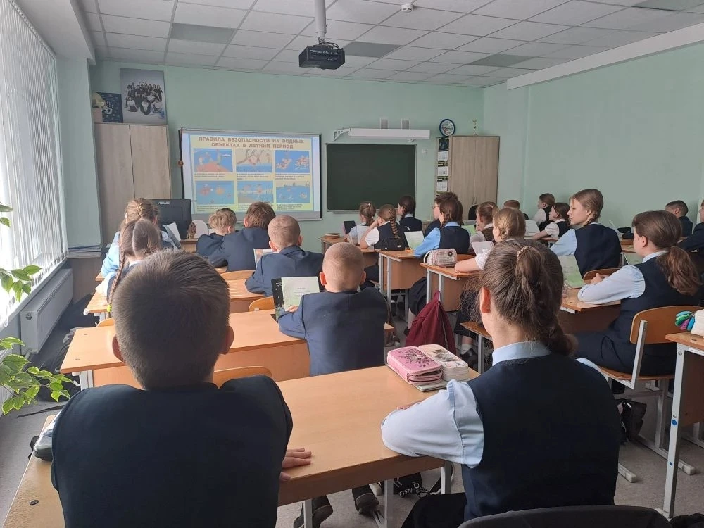 🧭 В лицее прошли профилактические беседы о безопасности обучающихся🧭  💬В преддверии летнего периода 