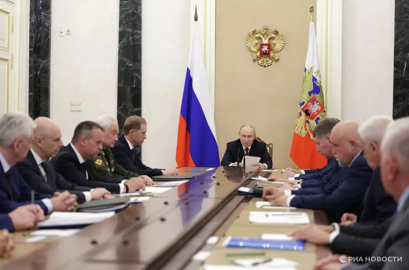 ⛽ Владимир Путин взял под личный контроль снабжение регионов топливом