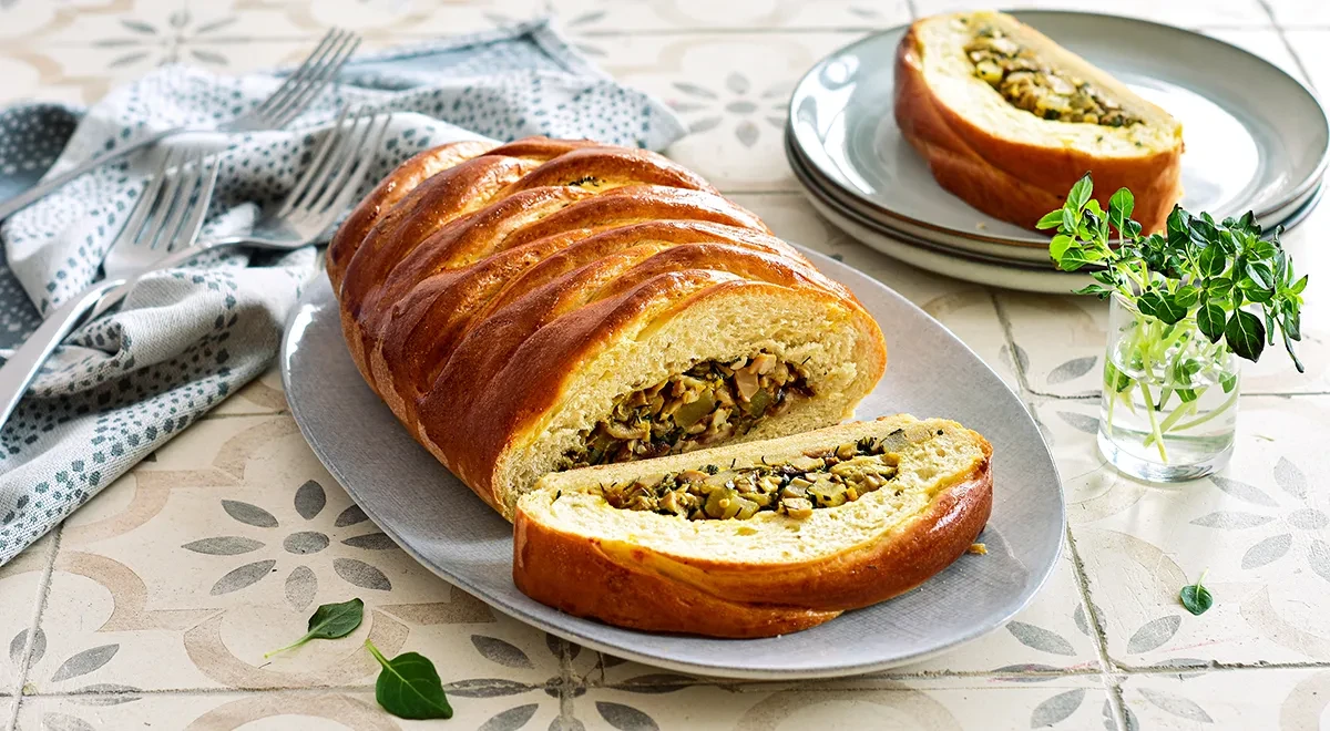 История блюда: Грибная кулебяка — постное лакомство на Руси 🥧