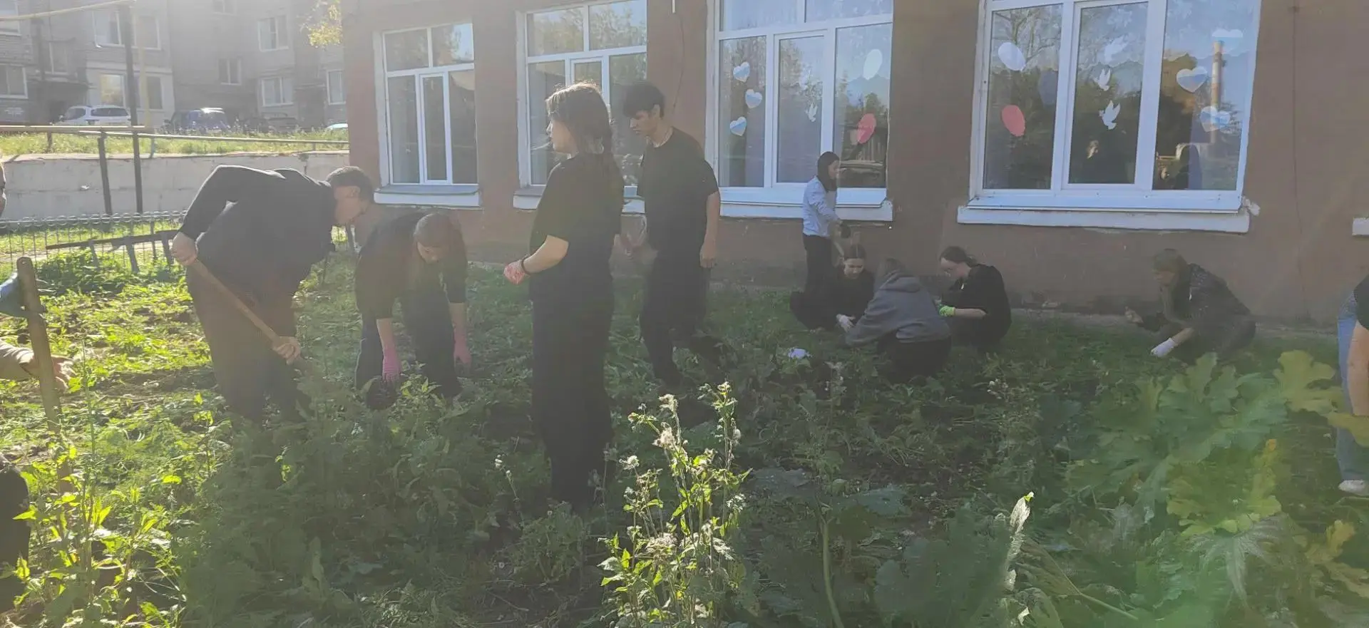 ✅#ЧистаяПятница в Кутеремской школе. Ребята под руководством учителя биологии Л.И. Шара...