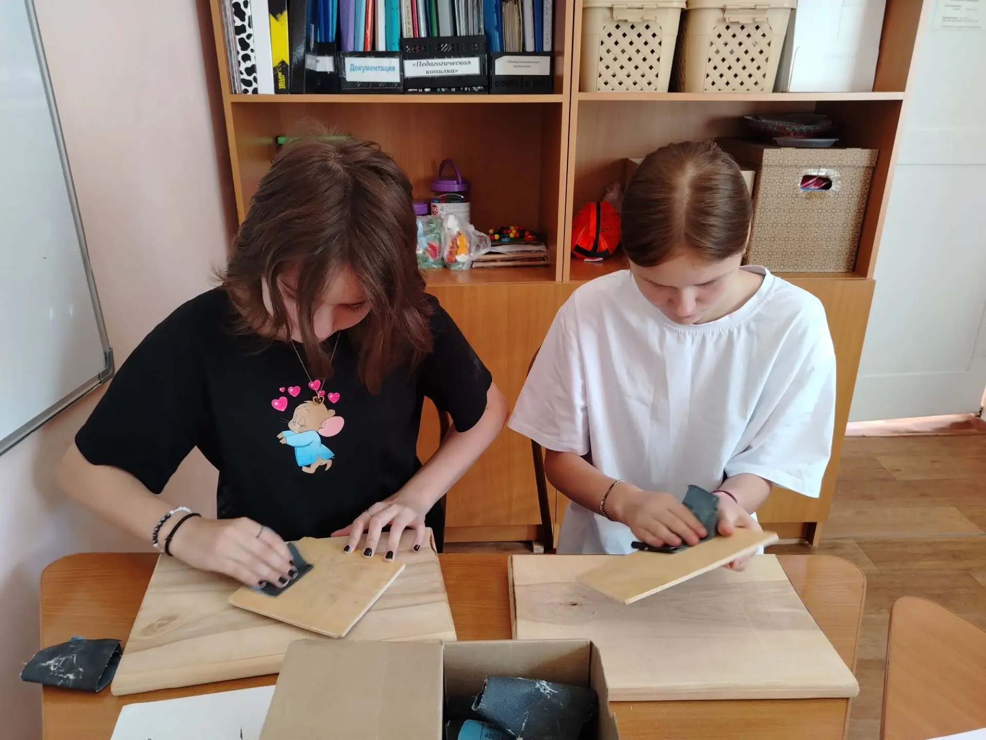 Коррекционно - развивающее занятие по творчеству "Пирография".