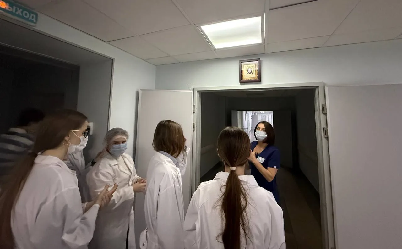 Ученики 11 «М» посетили кардиологический центр Белгородской областной клинической больницы Святителя
