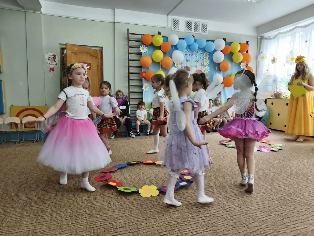 🎊1 июня, это летний праздник: шарики, мороженое, концерты🎉
