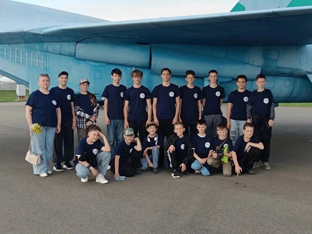 ✈️Славянские школьники приняли участие в краевом фестивале авиамоделирования и БПЛА «Для тех, кто вы