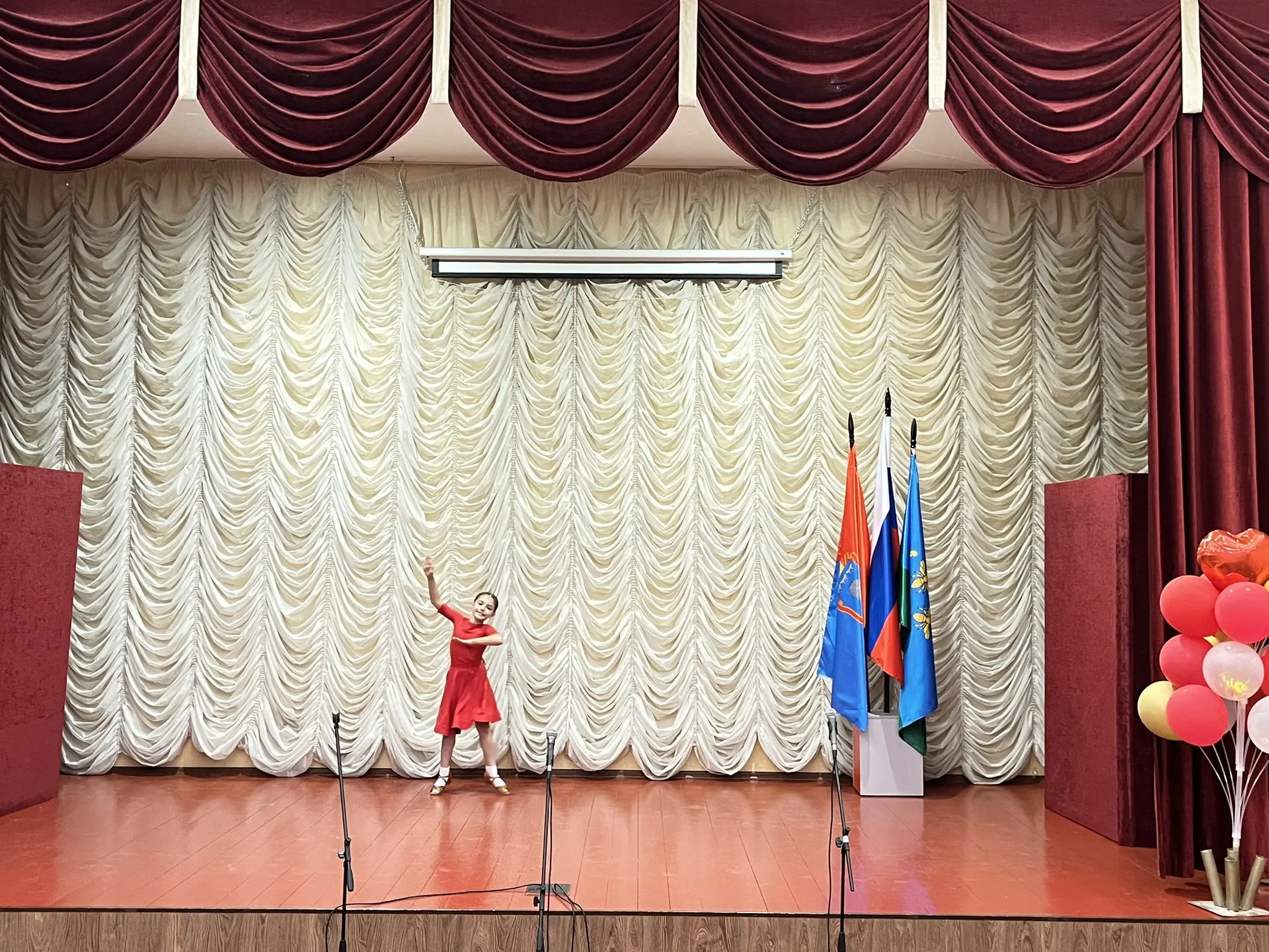 🌟Сегодня состоялось торжественное открытие пришкольного лагеря «Кристалл»!🌟  Эта смена — особенная, 