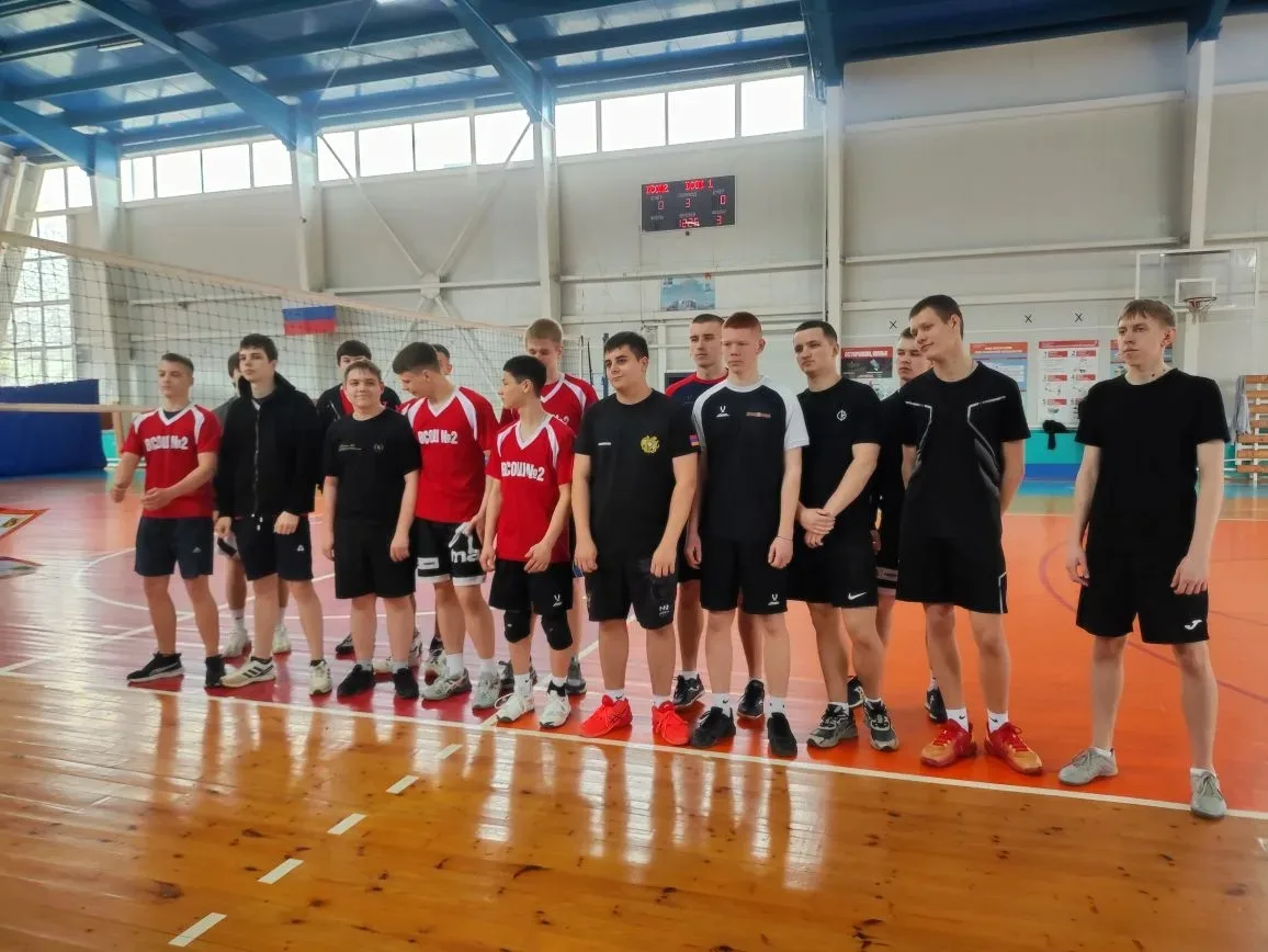 🏆 Ура! Снова победа❗❗❗  Команда юношей нашего школьного спортивного клуба "Орлёнок" стала победителе