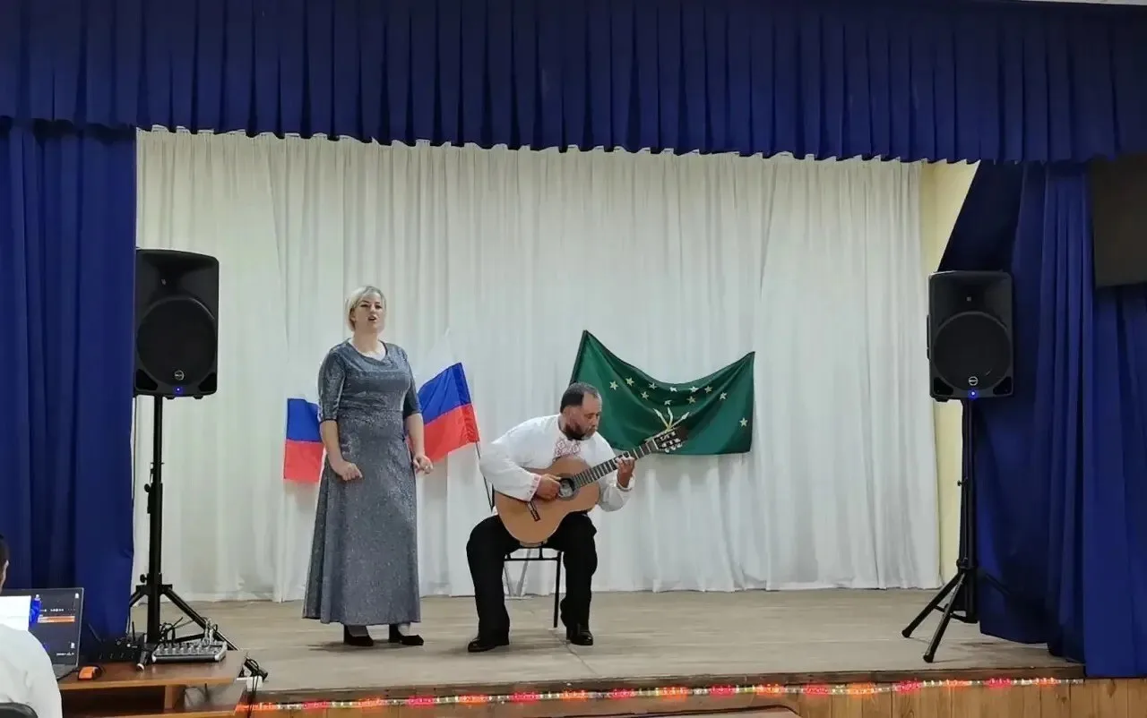 В рамках реализации проекта «Дома культуры — центры притяжения населения» специалисты Н...