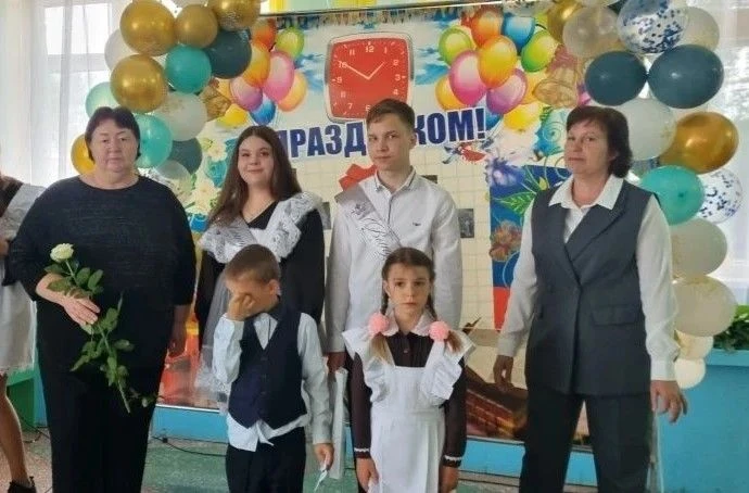 Начальник управления Светлана Галкина приняла участие в торжественной линейке, посвящен...