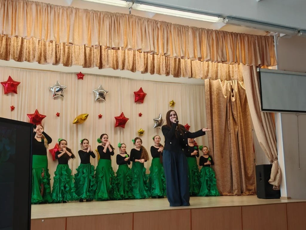 Вчера в нашей школе царила настоящая Весна! 🌷  Мы с огромным удовольствием провели праздничный конце