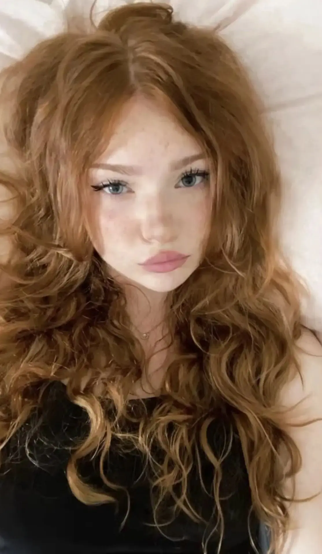 👧 Аришкаа, 18