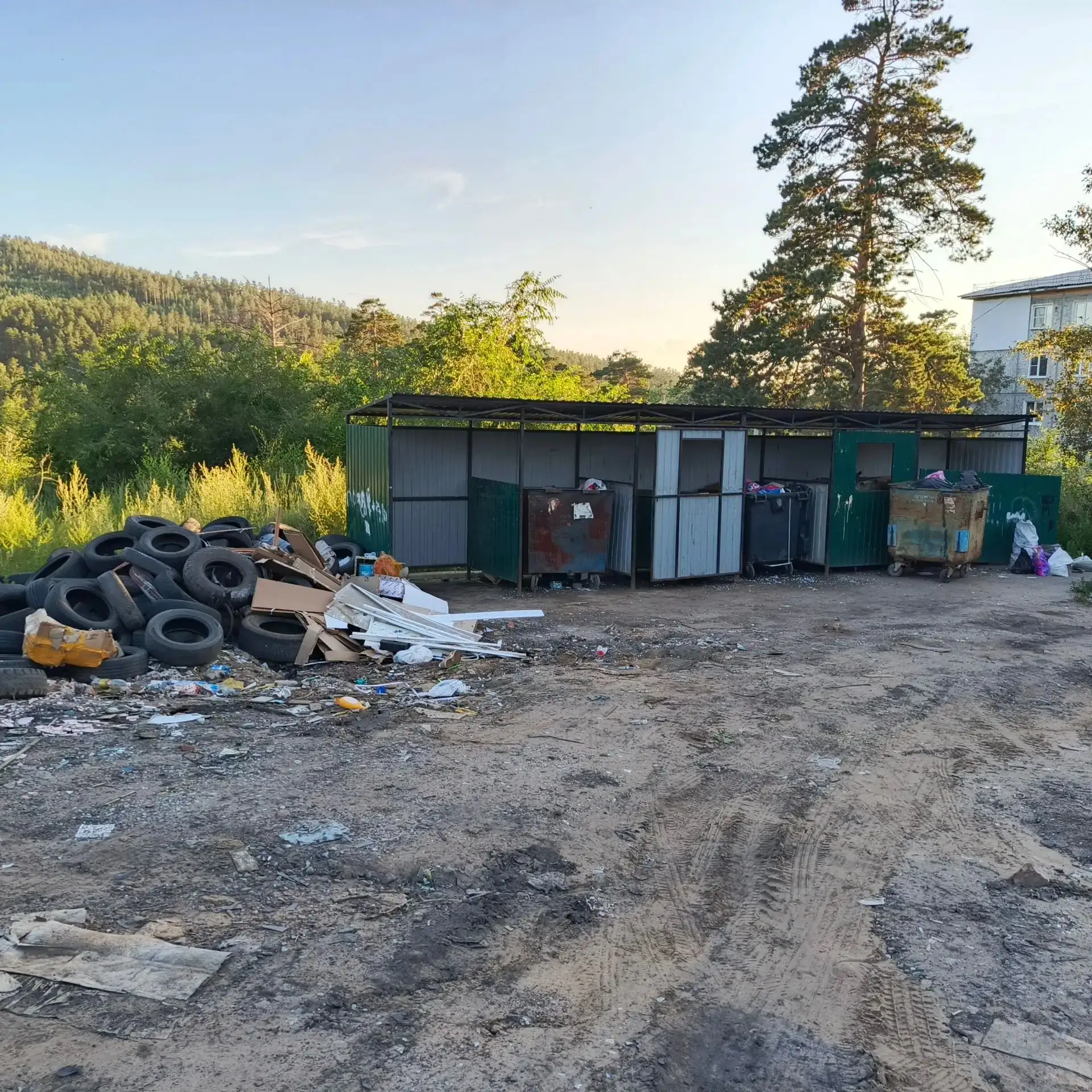 #ТКО

Экобот помогает выявлять несанкционированные свалки! 🌿

Инспекторы эконадзора продолжают рабо