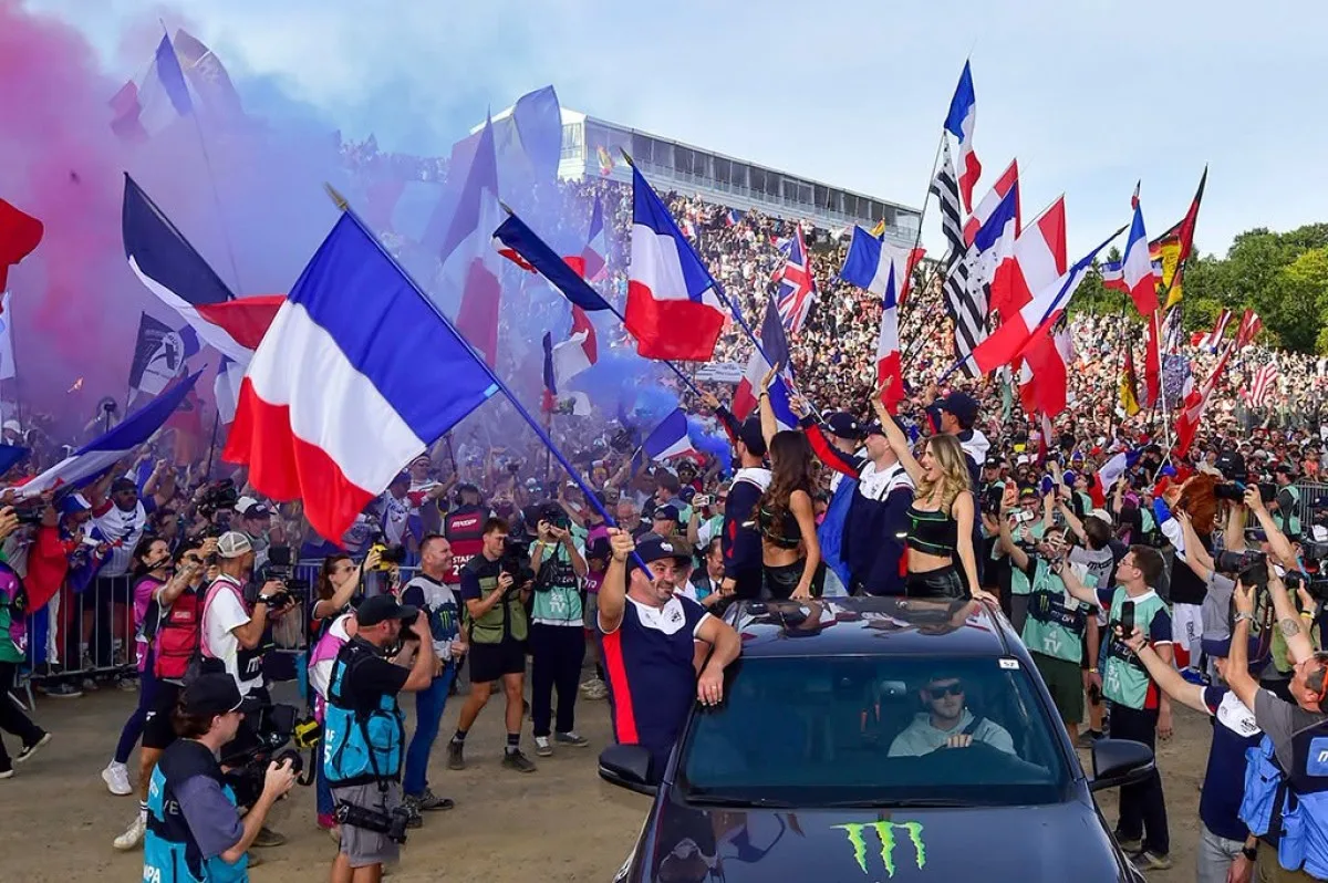 Прадо выиграл квалификацию Мотокросса Наций MXoN-2026 в классе MXGP, а Вален - в MX2