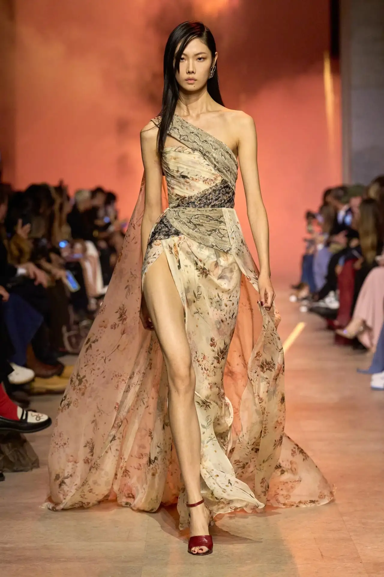 Коллекция: Elie Saab 2025 ♦️