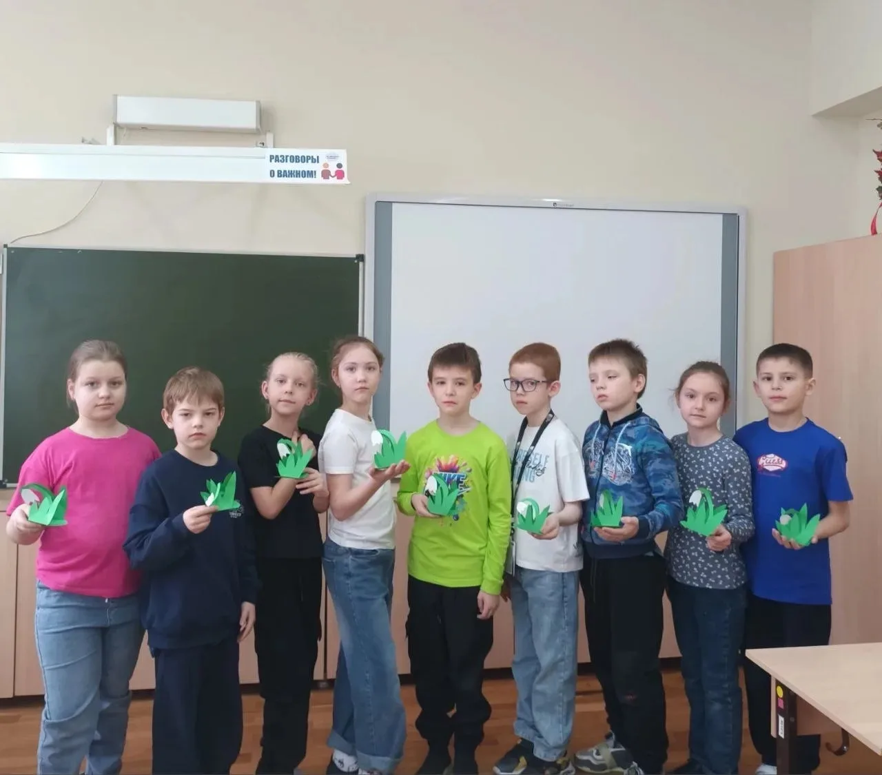💐 Весенние каникулы: день второй 🚀🚀🚀. 🌺 31 марта ребята 2 "А", 2 "В" и 2 "Г" классов  занимались тво