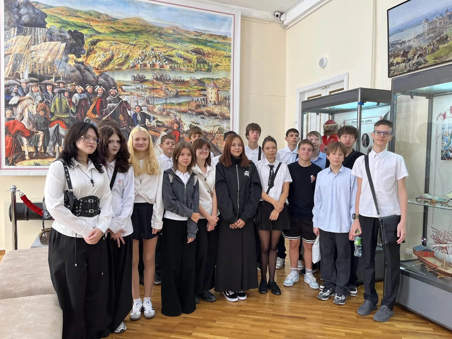 ⛪1 сентября в Азовском музее-заповеднике прошёл традиционный праздник — День знаний. В ...