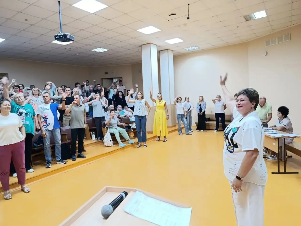 🏃‍♂️🏫 Когда спорт объединяет сердца! Сегодня на нашей школьной площадке было по-насто...