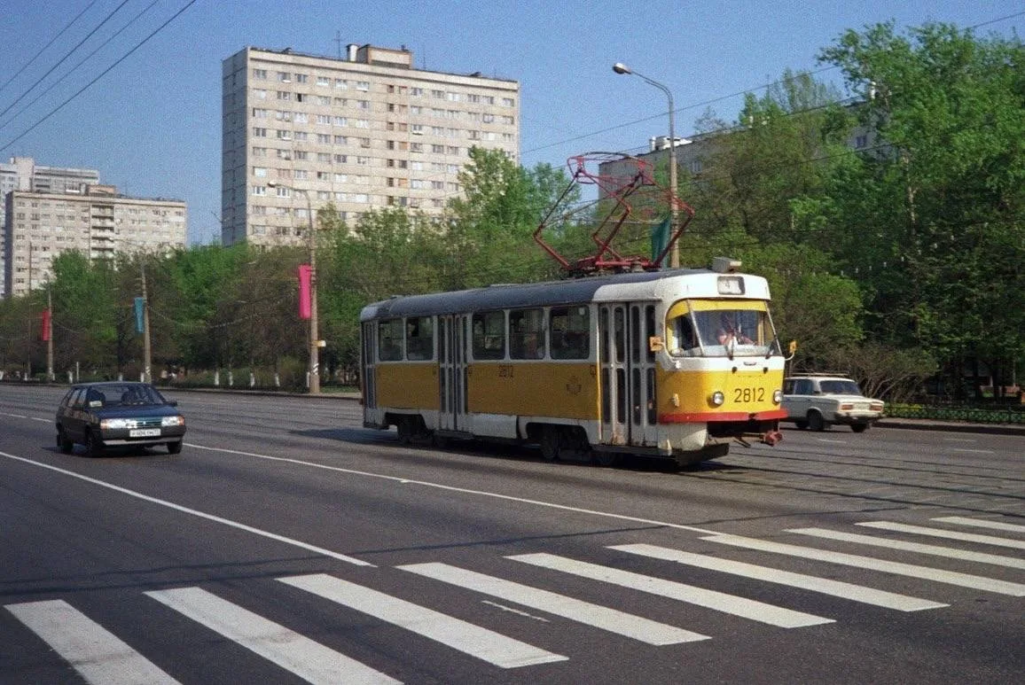 Отправимся в конец 90-х 👇🏻