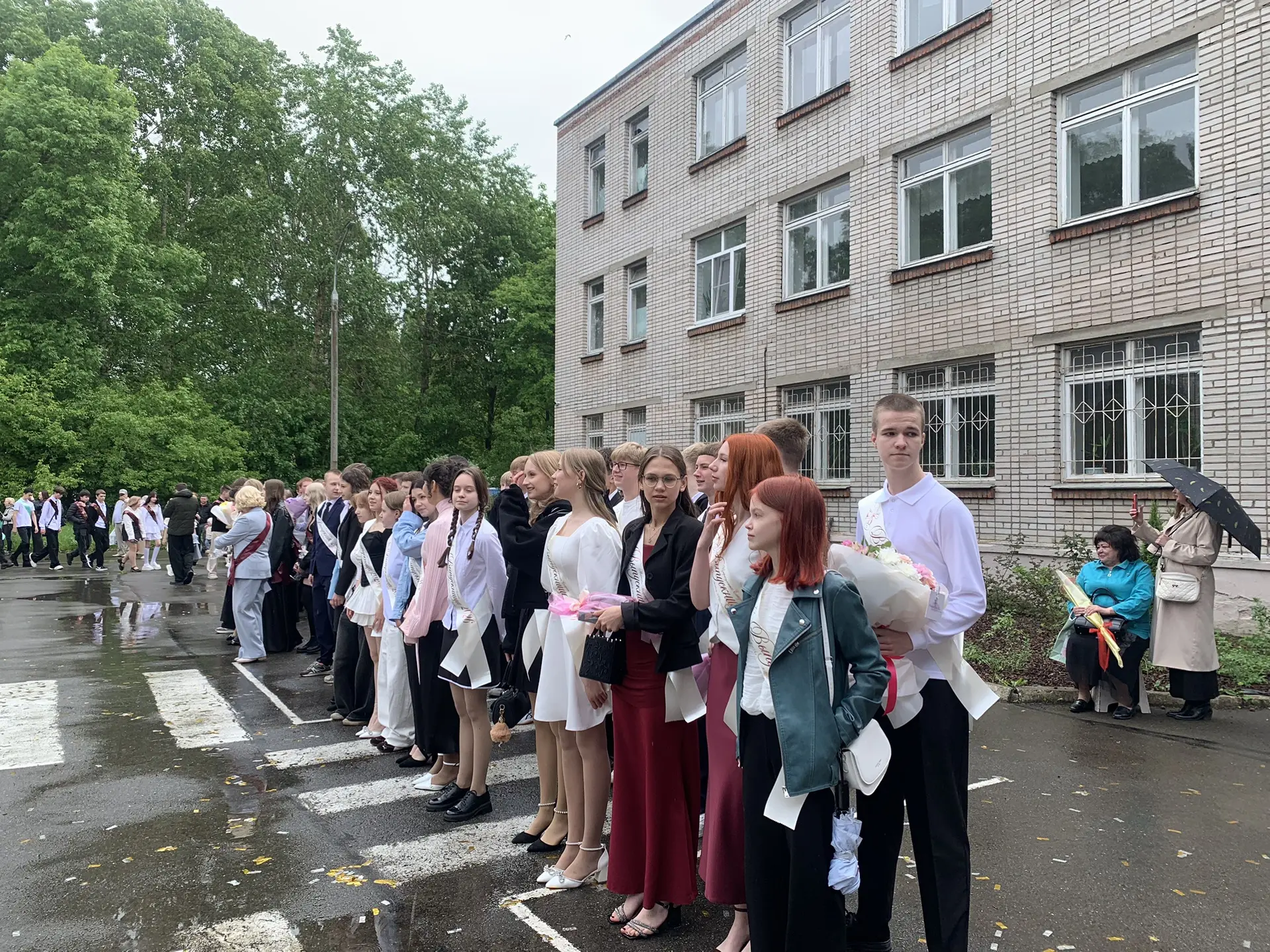 #Школа22 #ТакойДень  👏Ну что, друзья, ура! Наша линейка для 9-х классов наконец-то состоялась! Вы не
