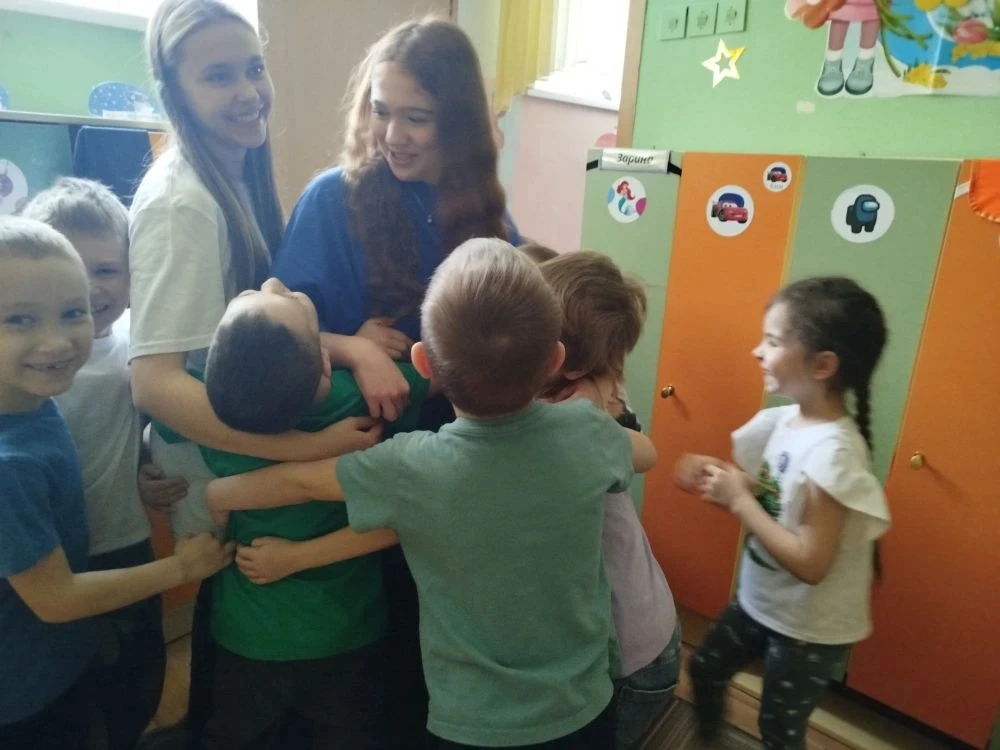 В рамках "Движение первых" нас вновь посетили ученики нашей подшефной школы #130 и орга...