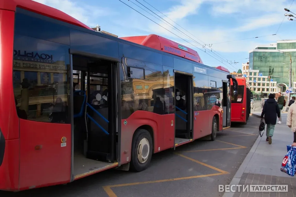 В Татарстане к 2030 году 79% транспорта оснастят безналичной оплатой и электронными табло