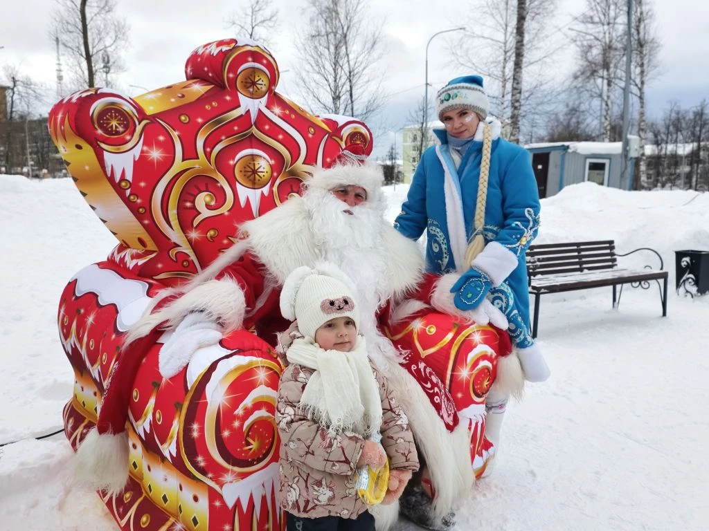 🌟 Погружаемся в зимнюю сказку 🌟  Сегодня в городском парке прошла развлекательная новогодняя програм
