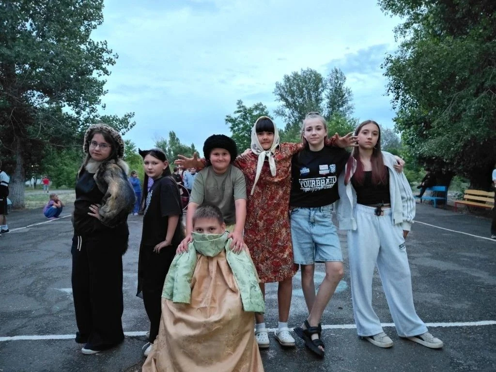 В нашем лагере прошёл конкурс театрального мастерства "Старые сказки на новый лад ".
Ребята доказали