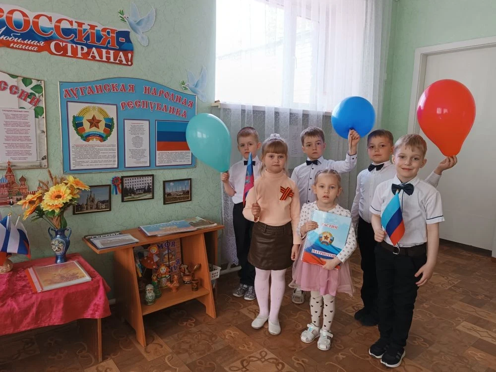 12 Мая мы празднуем День Луганской Народной Республики. Это праздник любви и уважения к...