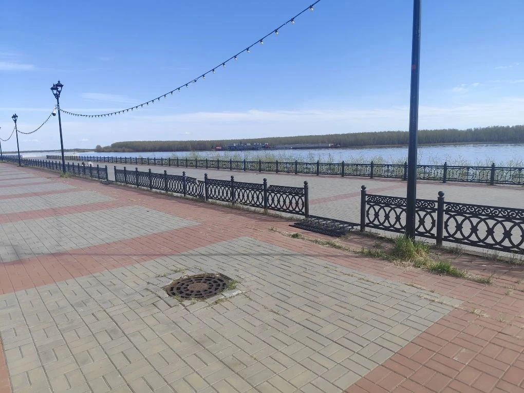 Прошу компетентные органы провести мониторинг и навести порядок на набережной! Полагаю, что подготов