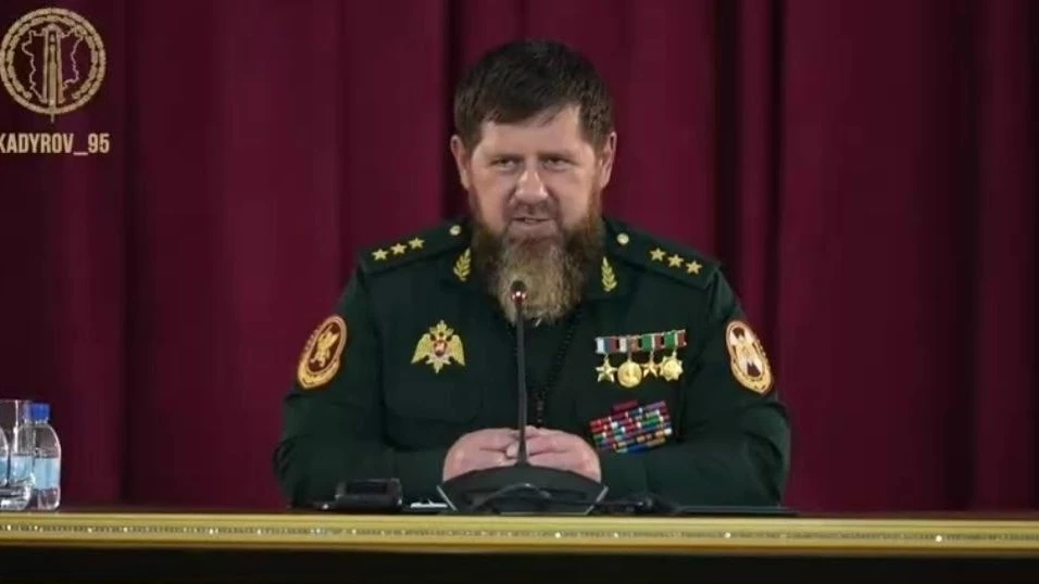 Рамзан Кадыров призвал мужчин в республике не превращать ношение длинных бород и укороч...