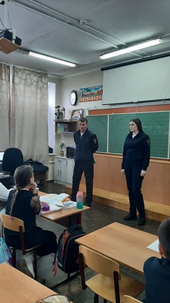 ❗❗❗В рамка акции "Безопасные каникулы" инспекторы ОПДН Левченко Кристина Владимировна и Гайворонский