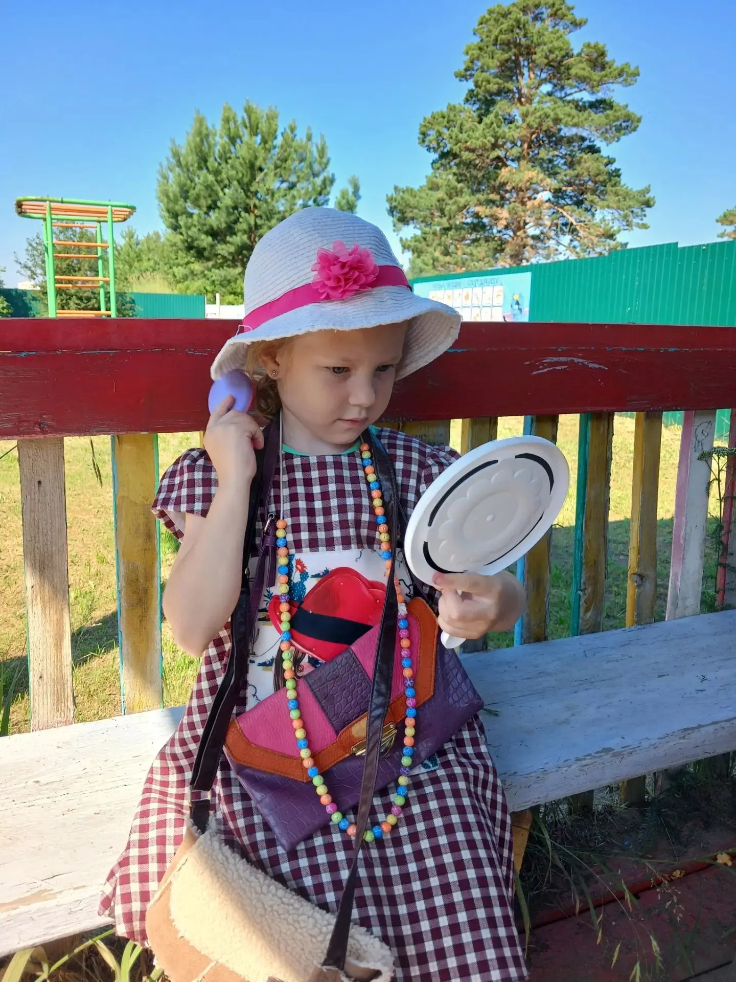 День семьи, любви и верности в нашем детском саду ❤️🌼

8 июля мы отметили День семьи, любви и верно