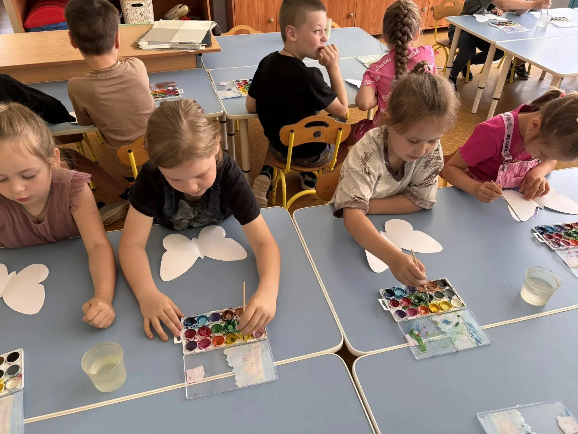 Бабочка — маленькое насекомое, но сколько в ней красоты! 🦋 И сегодня ребята из группы «Пчёлки» 🐝 р