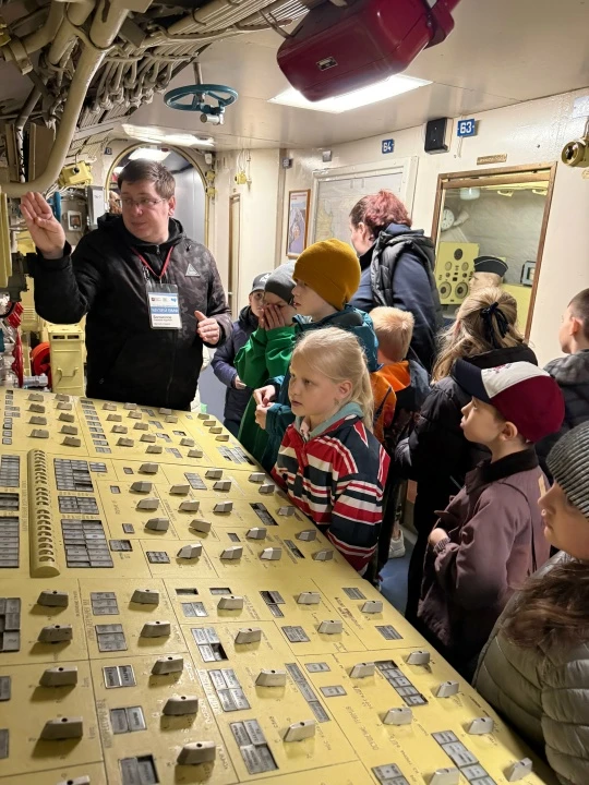 НАШИ ЭКСКУРСИИ: ПУТЕШЕСТВИЕ В МОРСКИЕ ГЛУБИНЫ  📸 Наши 1 «Д» отправились в настоящее морское приключе