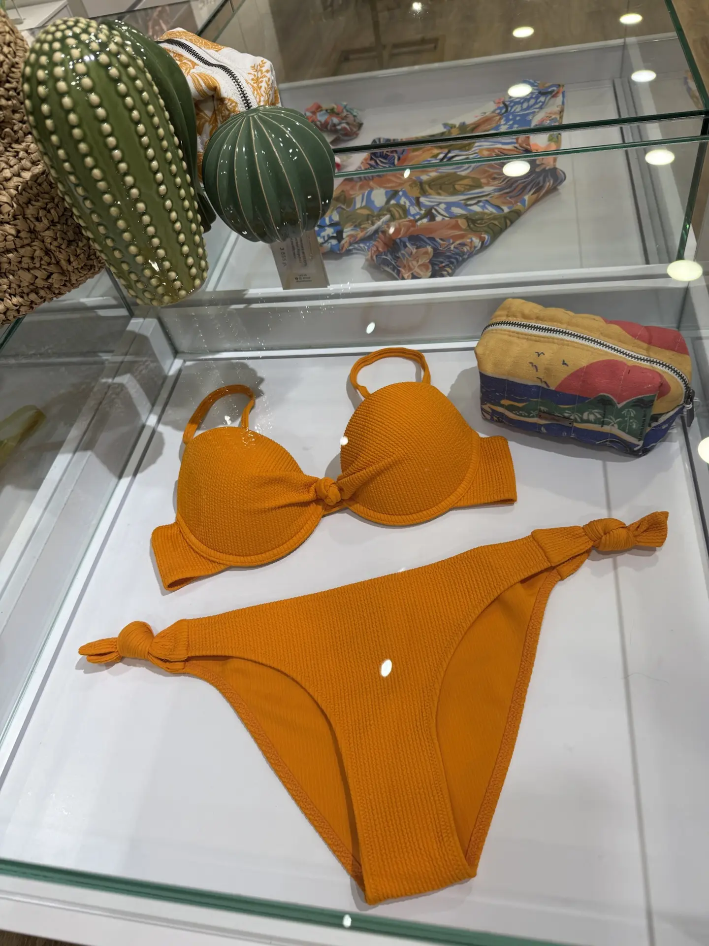 Яркий купальник в цвете манго итальянского бренда 🧡