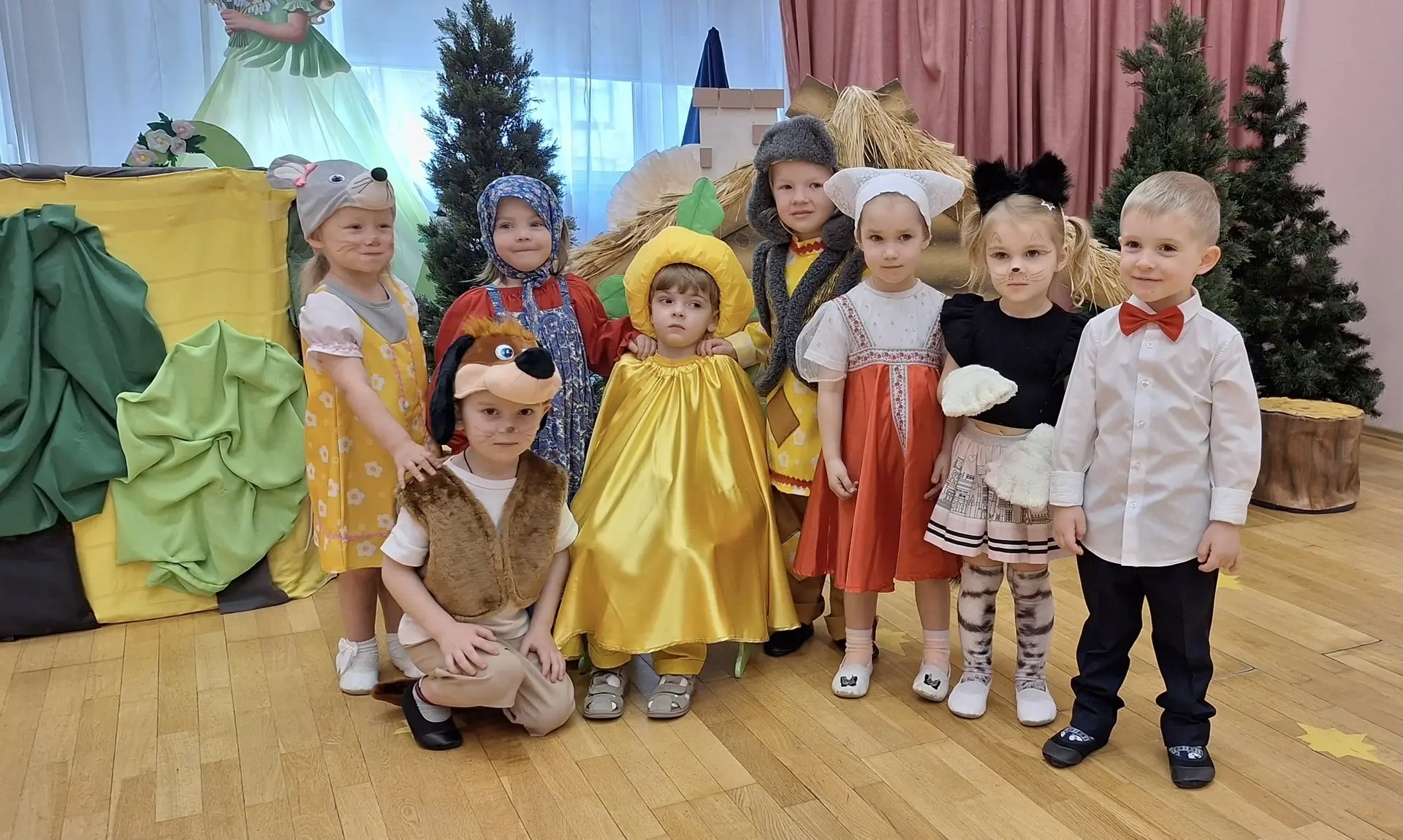 🎭Традиционно, в рамках театральной недели, в Международный день театра, воспитанники  группы «Пчёлки