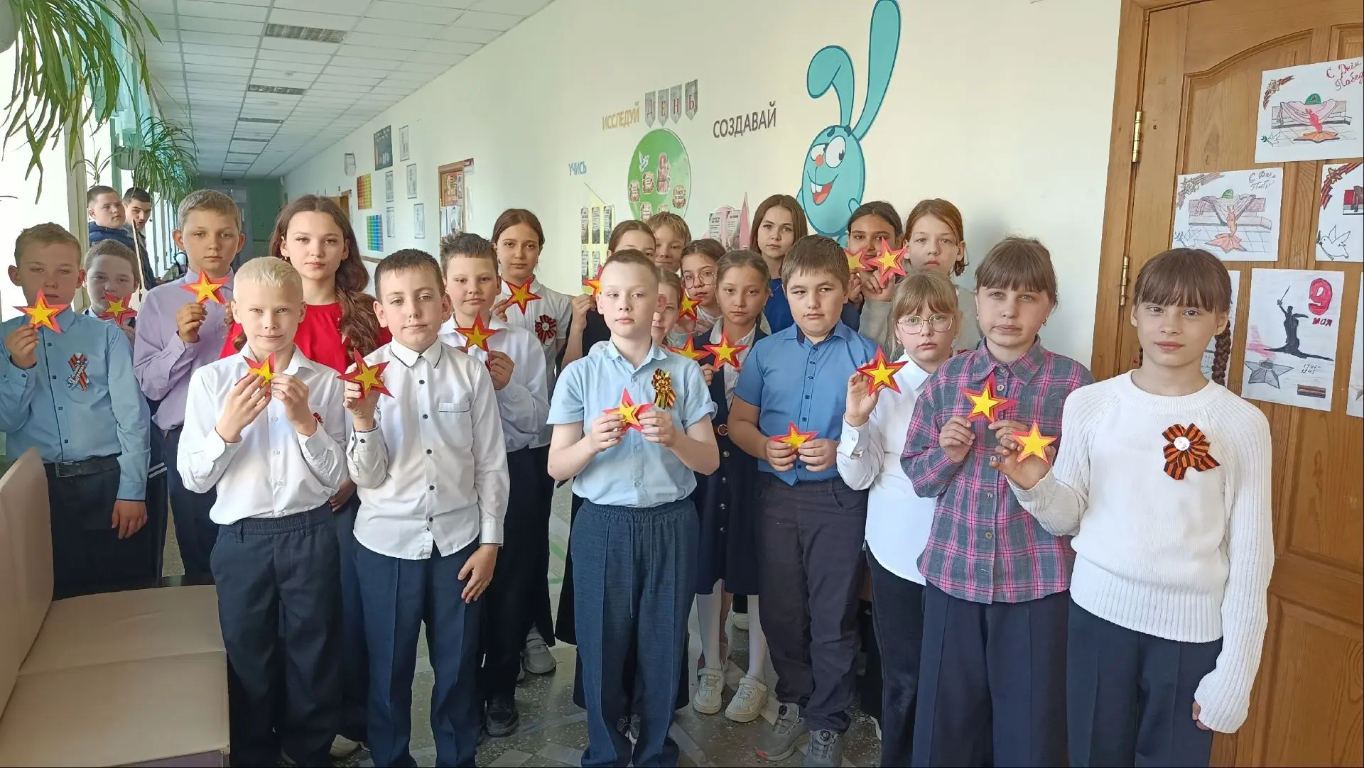 👍Я - КЛАССНЫЙ ВОЖАТЫЙ❤️  ⭐Номинация "Классная команда"  👋Привет, друзья!  Хотим поделиться классными
