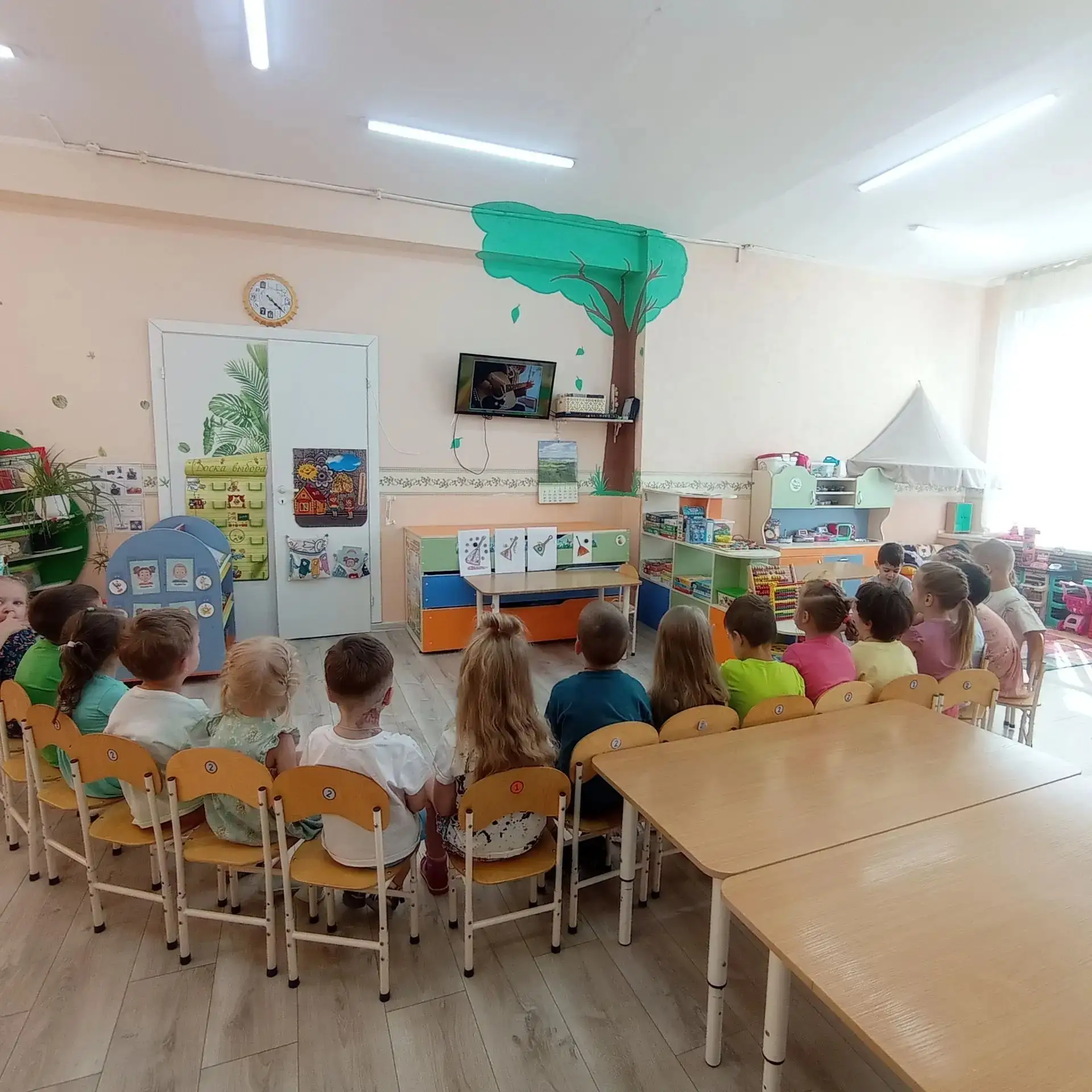 🗓 23 июня — Международный день балалайки!