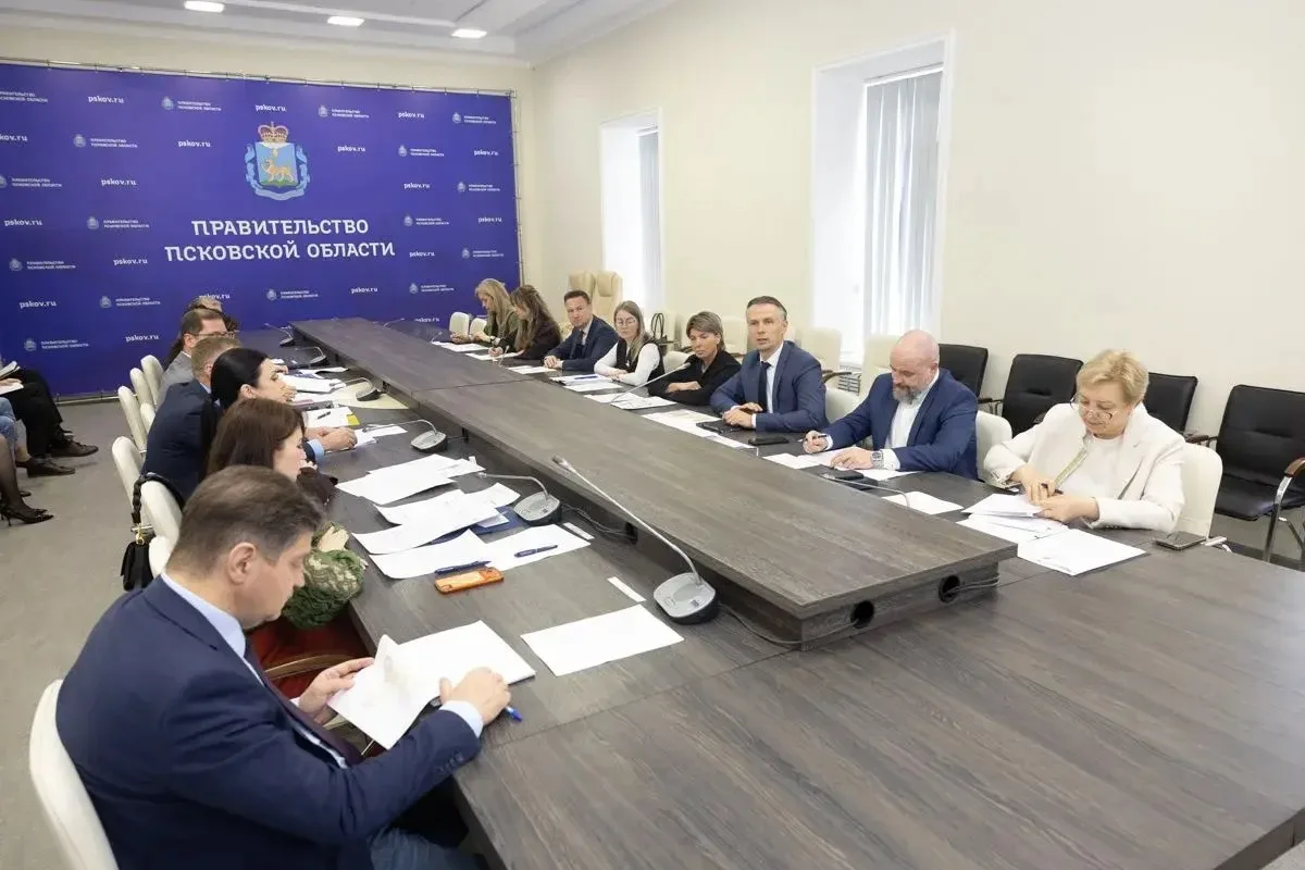 📱 Перспективы развития цифровых региональных сервисов на платформе «Макс» обсудили на ...