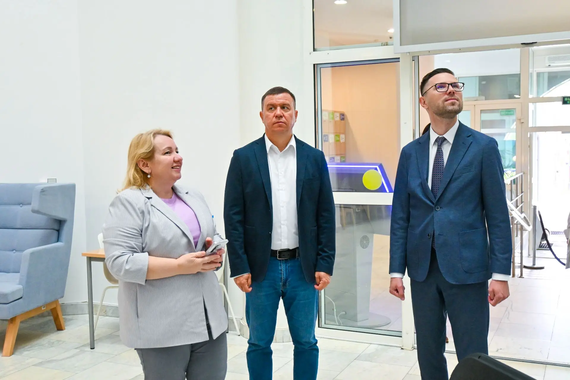 💬 Как живет Окружная библиотека сегодня? Рассказали гостям из Ямала и Тюменской области