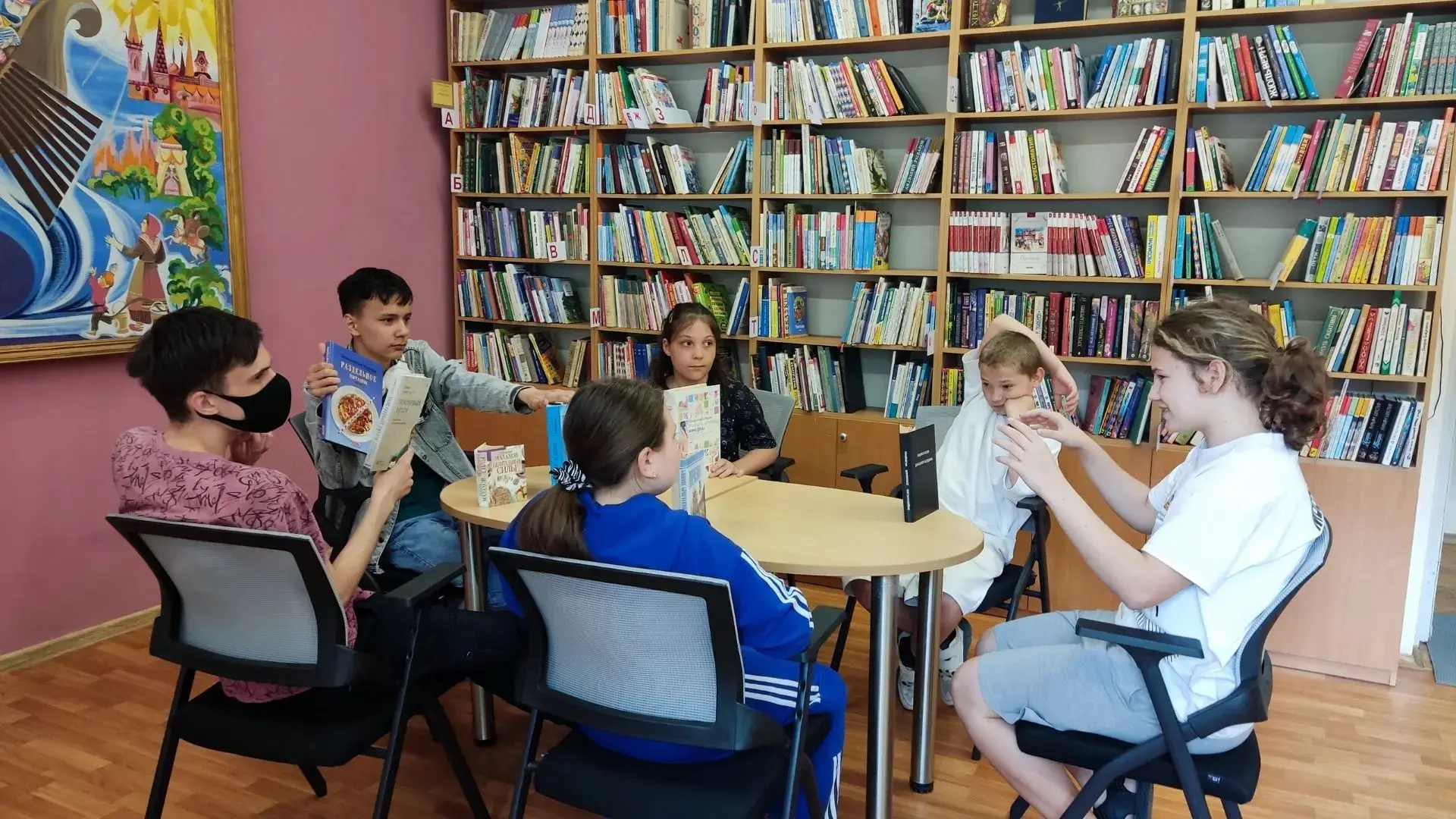 👫📖 "Сказка ЗОЖ, да в ней намек". Познавательный литературный интерактив 20.06.2026 г. 
 
🤓 Сегодн