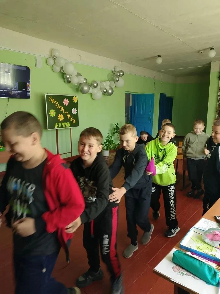 В пришкольном лагере «Дружба» состоялся День творчества. Среди воспитанников лагеря про...