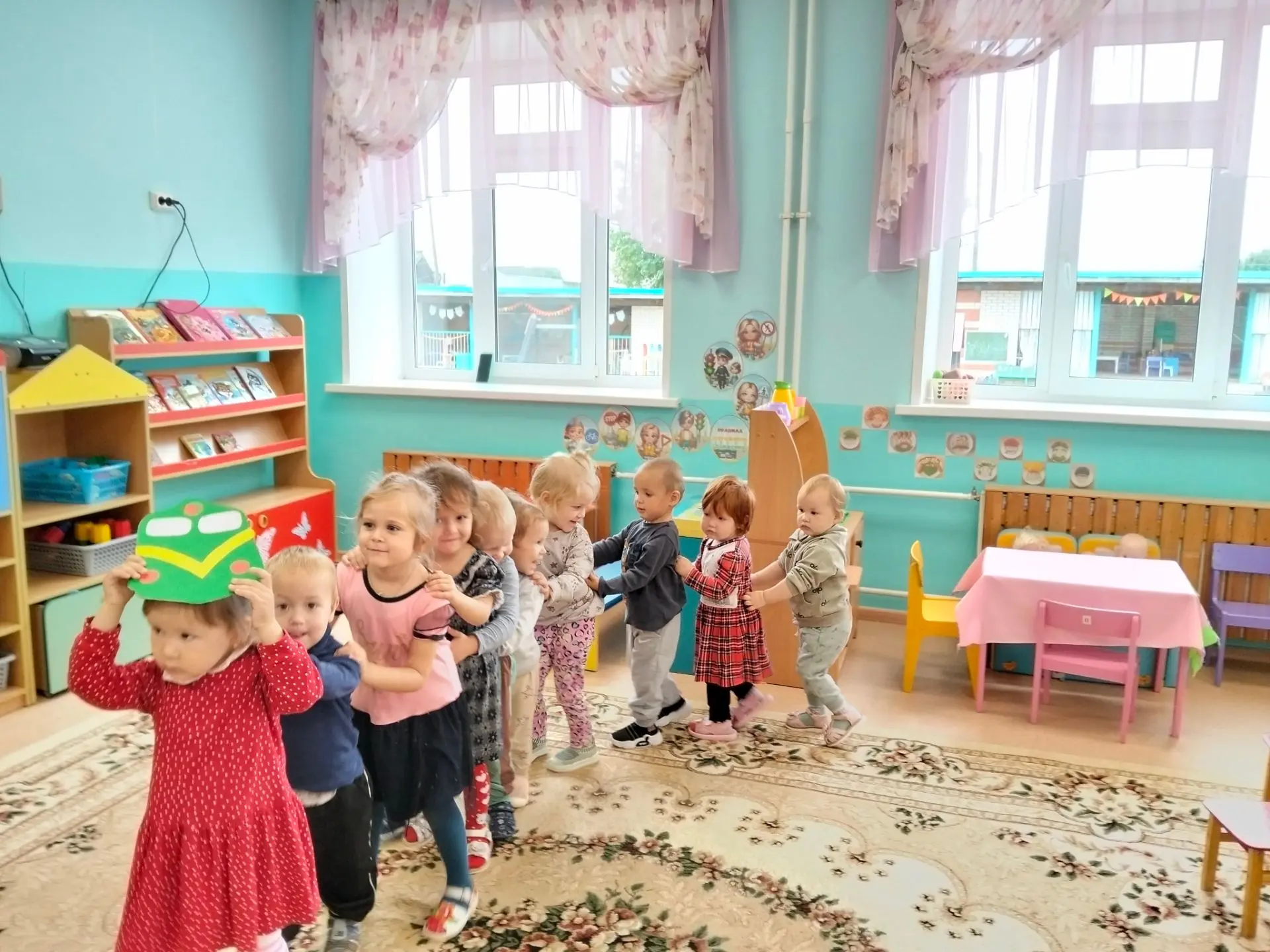 Сегодня в группе "Зайчата" прошло развлечение "Путешествие в страну игрушек". В путешес...