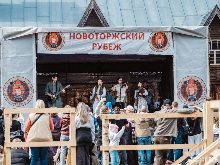 🎖️ Тверь объединила эпохи: «Новоторжский рубеж» собрал более 15 военно-исторических клубов 2 мая в м