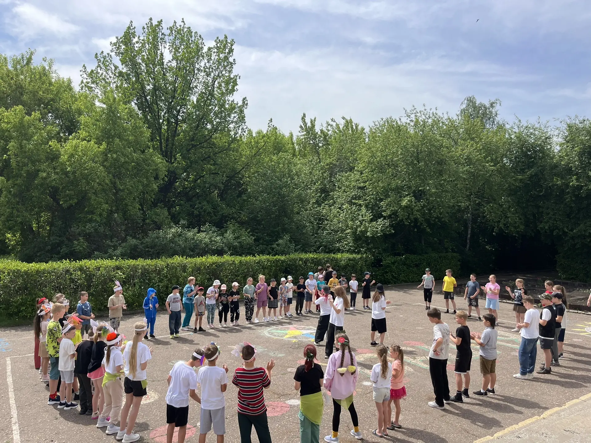☀️ День защиты детей и открытие летнего пришкольного лагеря «Орлёнок» ☀️

1 июня — это не просто пер