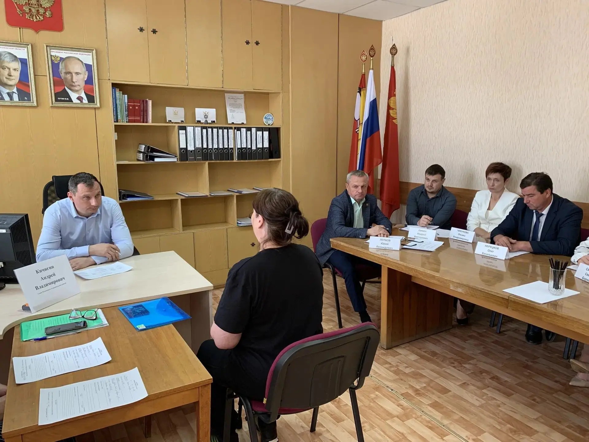 Сегодня глава Панинского района Андрей Кичигин провел личный прием граждан. Вопросы кас...