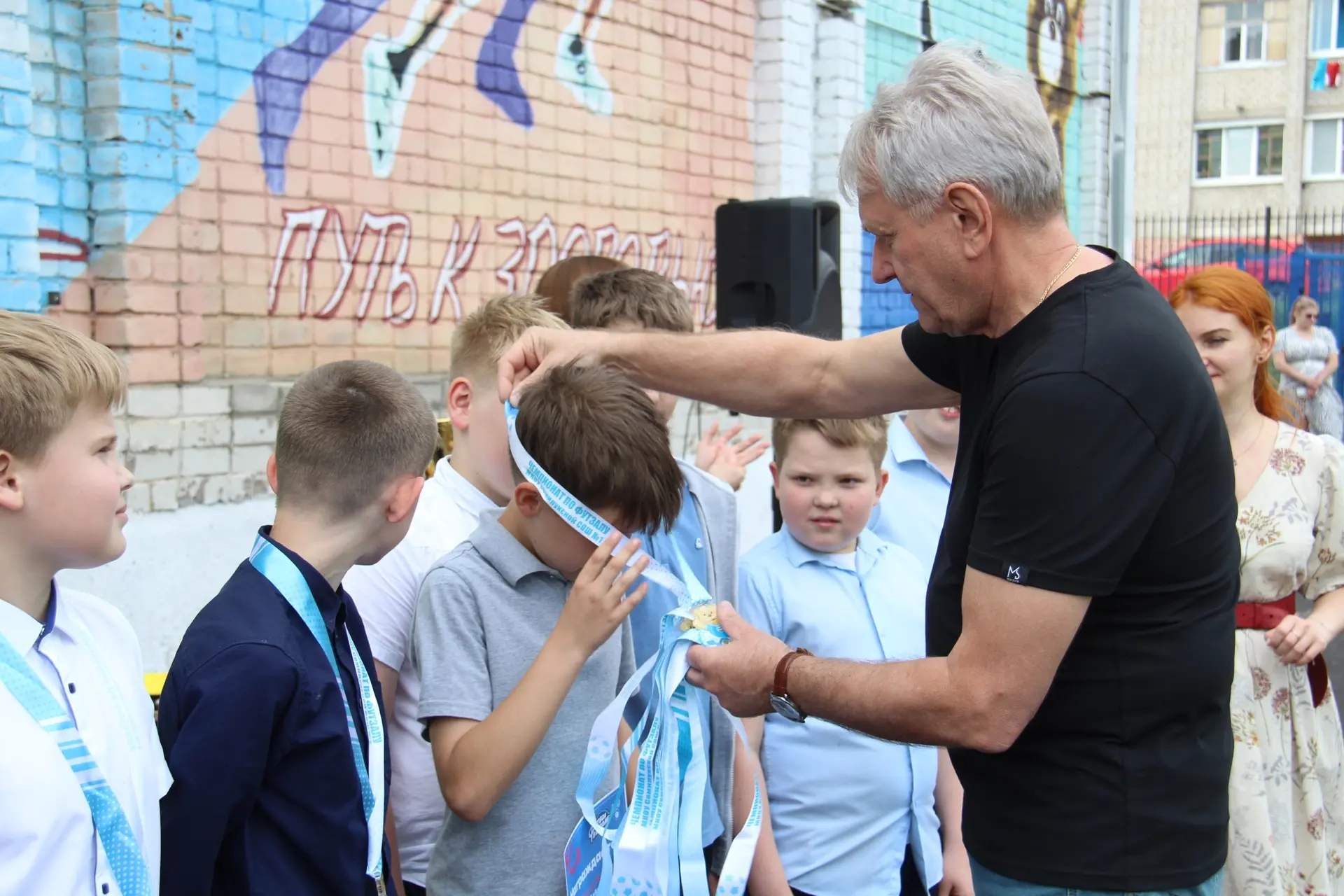 ⚽️ Финальный свисток прозвучал! Итоги школьного чемпионата по футзалу! 🏆  Эмоции зашкаливают, голоса